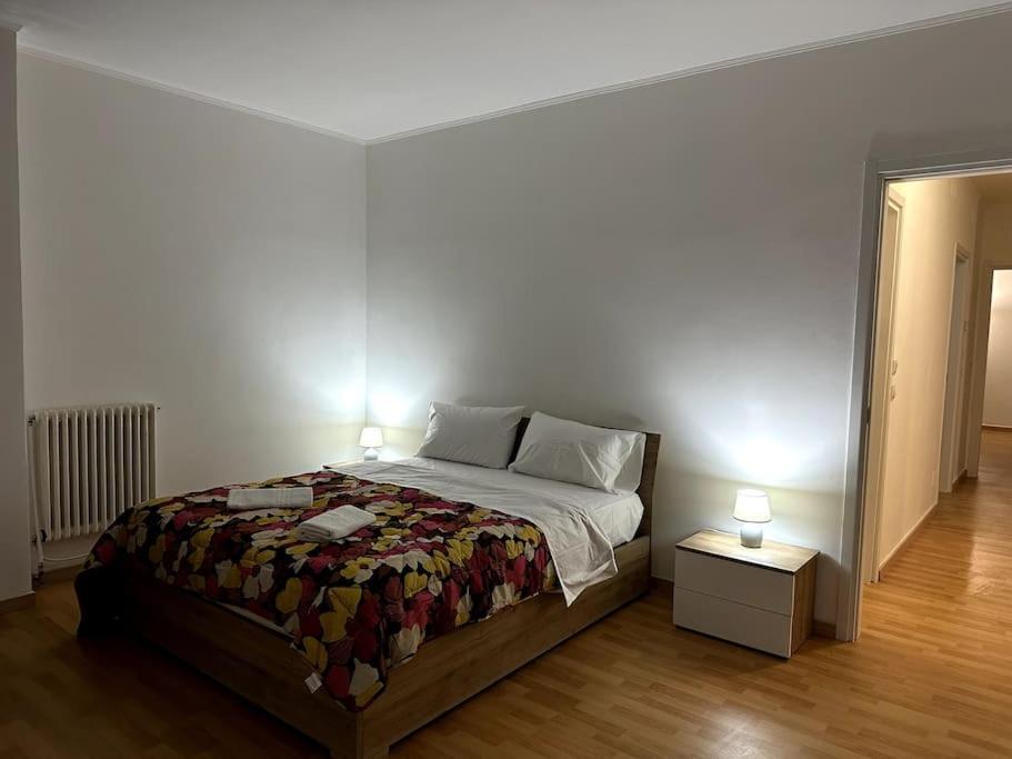 Leone D'Oro - Full Apartment Местре Екстериор снимка